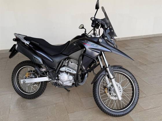HONDA XRE 300 HONDA XRE 300